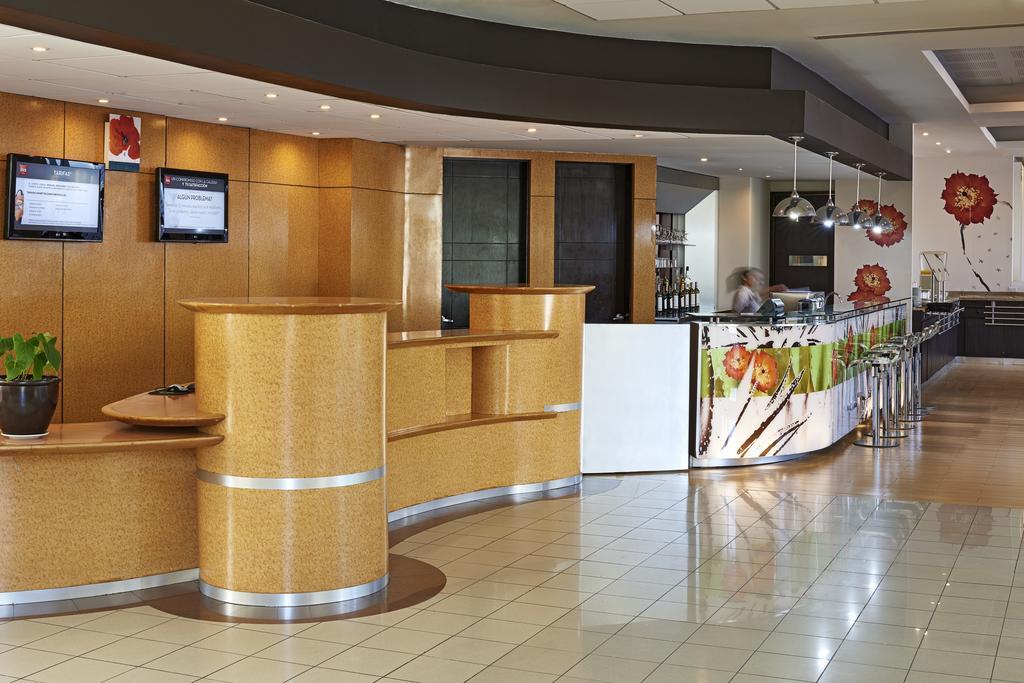 Ibis Monterrey Valle San Pedro Garza Garcia Exterior foto