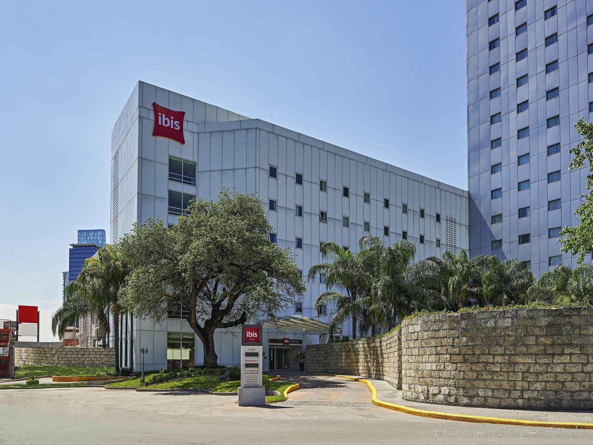 Ibis Monterrey Valle San Pedro Garza Garcia Exterior foto